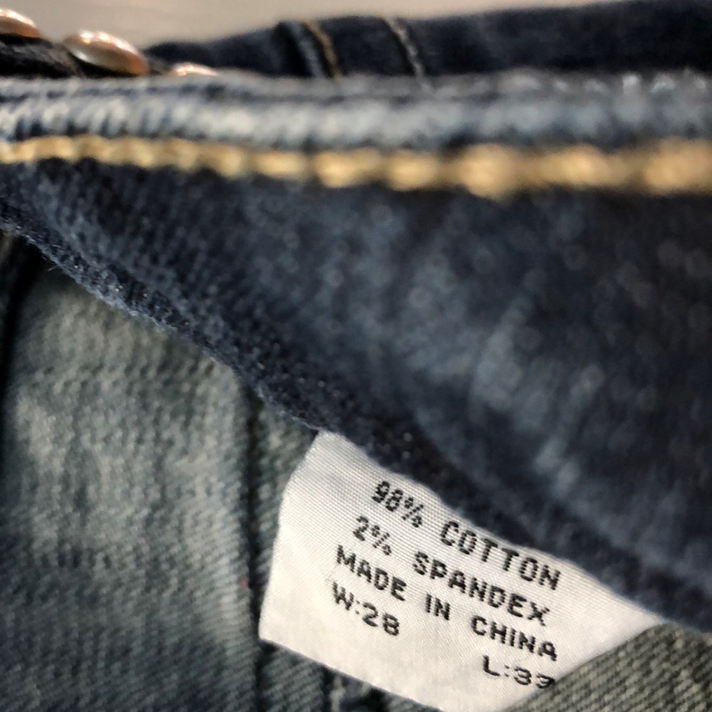 Cowgirl Tuff Co Jeans - Picture 7 of 7